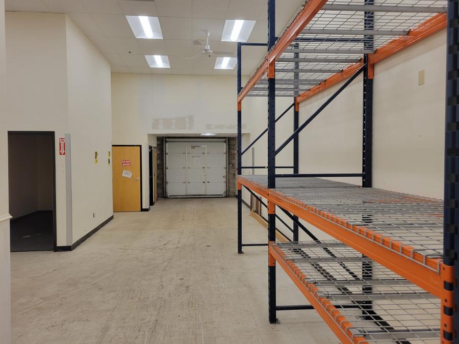 87 Progress Ave, Tyngsboro, MA 01879